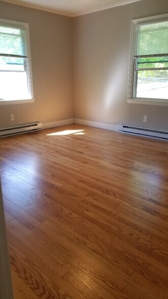 Building Photo - 301 Culbreth Ave