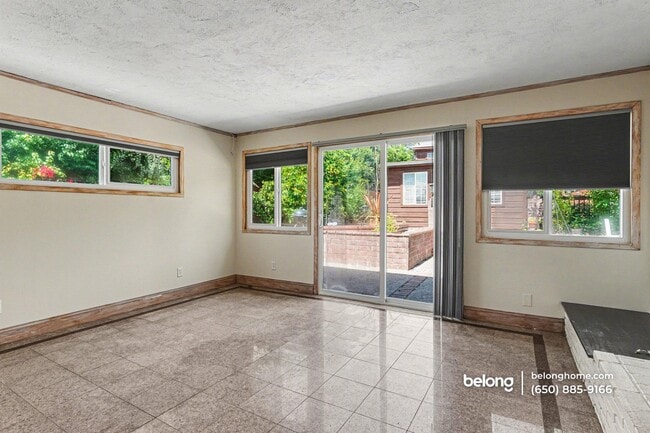 Building Photo - 1531 Highland Blvd