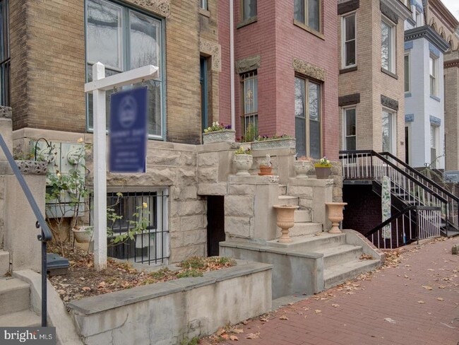 Building Photo - 1751 U St NW