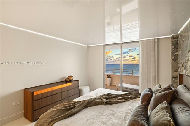 Building Photo - 5555 Collins Ave