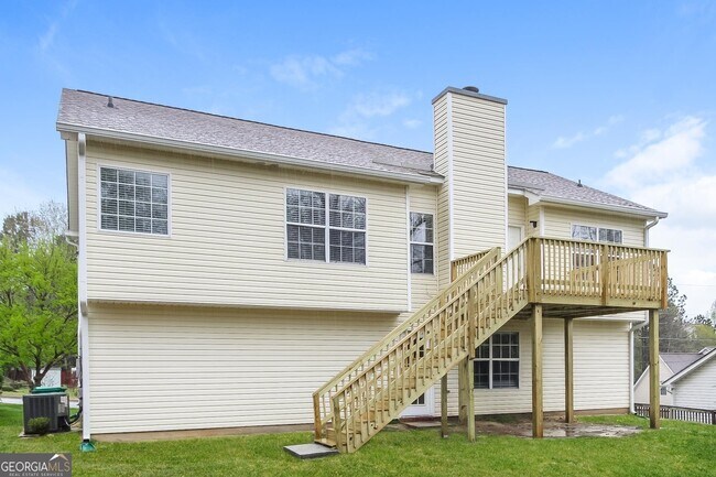 Building Photo - 1286 Live Oak Terrace