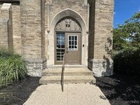 Building Photo - 700 Parkside Ave