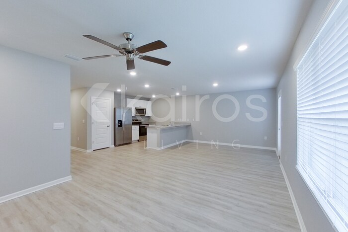 Building Photo - 4758 Malay Cir