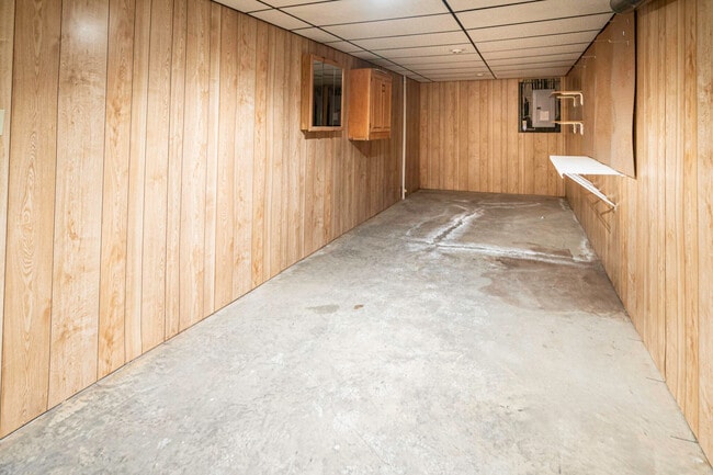 Building Photo - 10449 Travis St