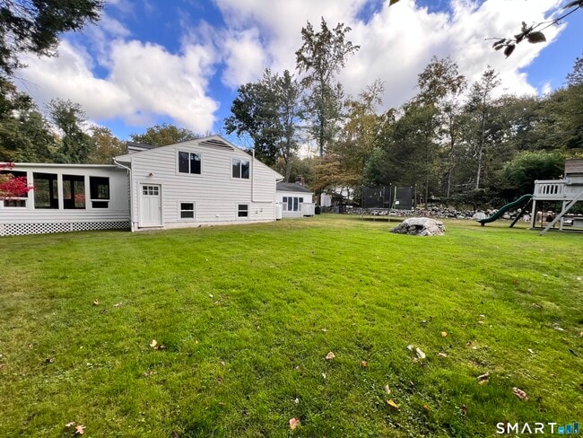 Building Photo - 267 Thunder Hill Dr