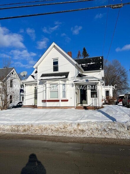 Building Photo - 180 Fourth St.