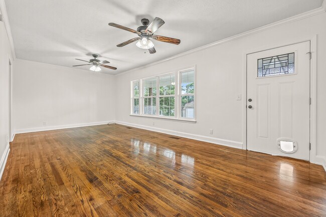 living room - 1028 Womack Ave