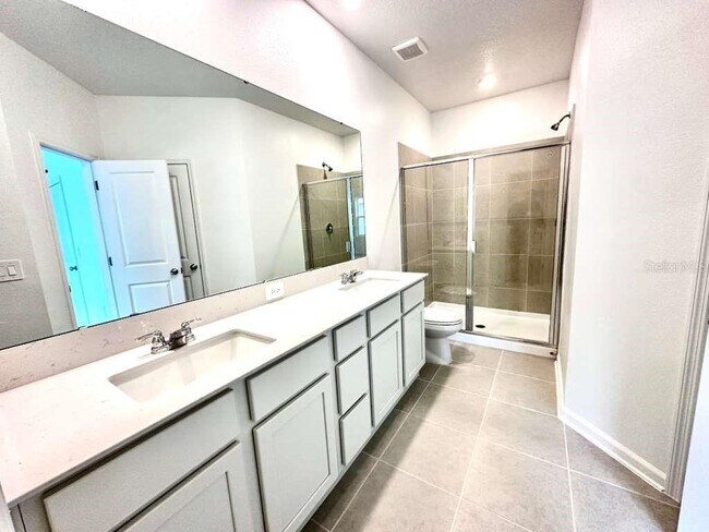 Building Photo - 3443 Beam Ter