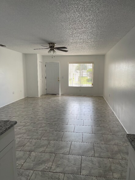 Building Photo - 292 Winter Ridge Blvd