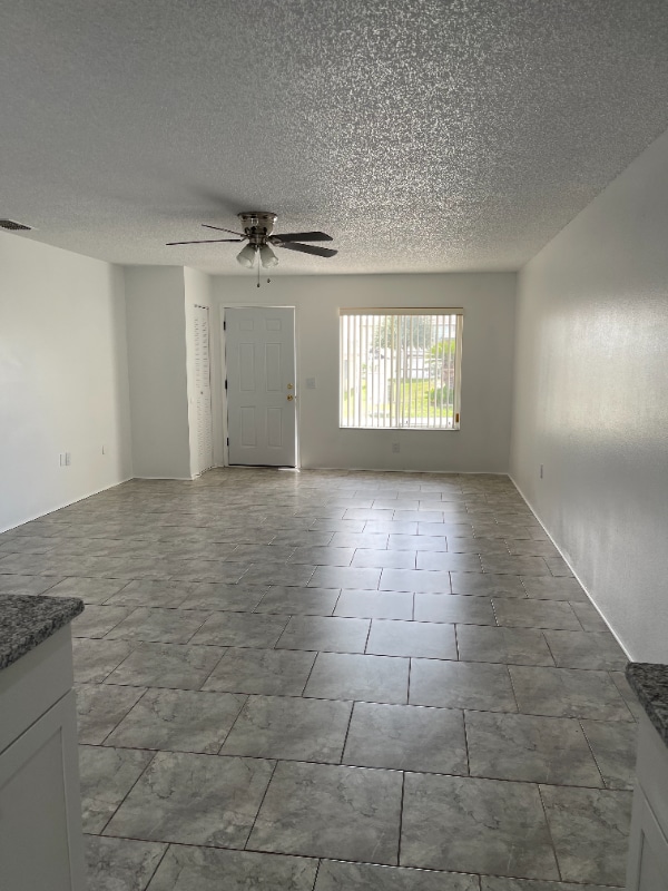 Building Photo - 292 Winter Ridge Blvd