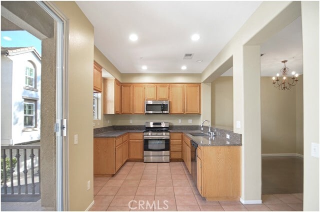 Building Photo - 7 Warmspring Ln