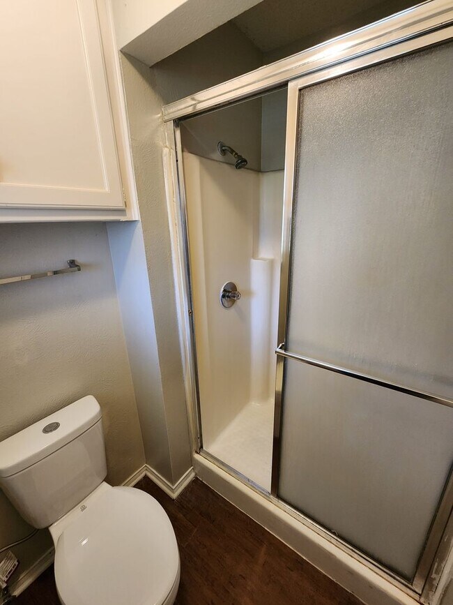Building Photo - Classic 3 bedroom in Haltom City