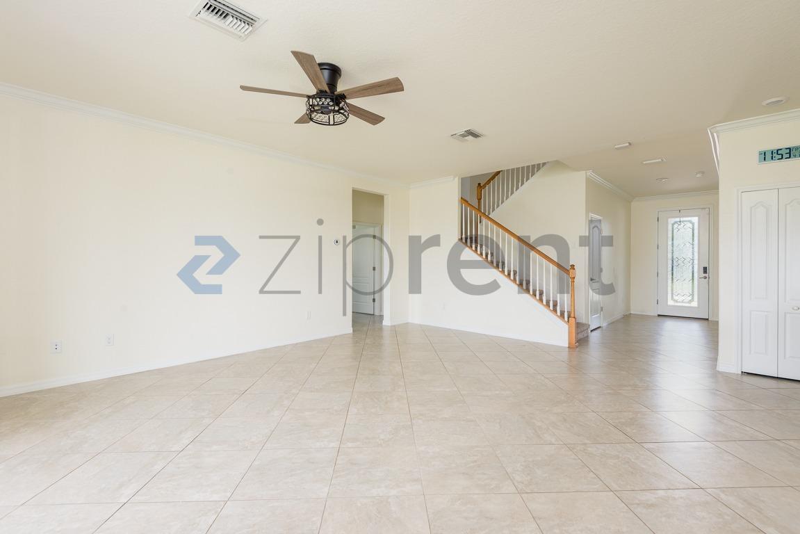 Building Photo - 17006 Blue Rdg Pl