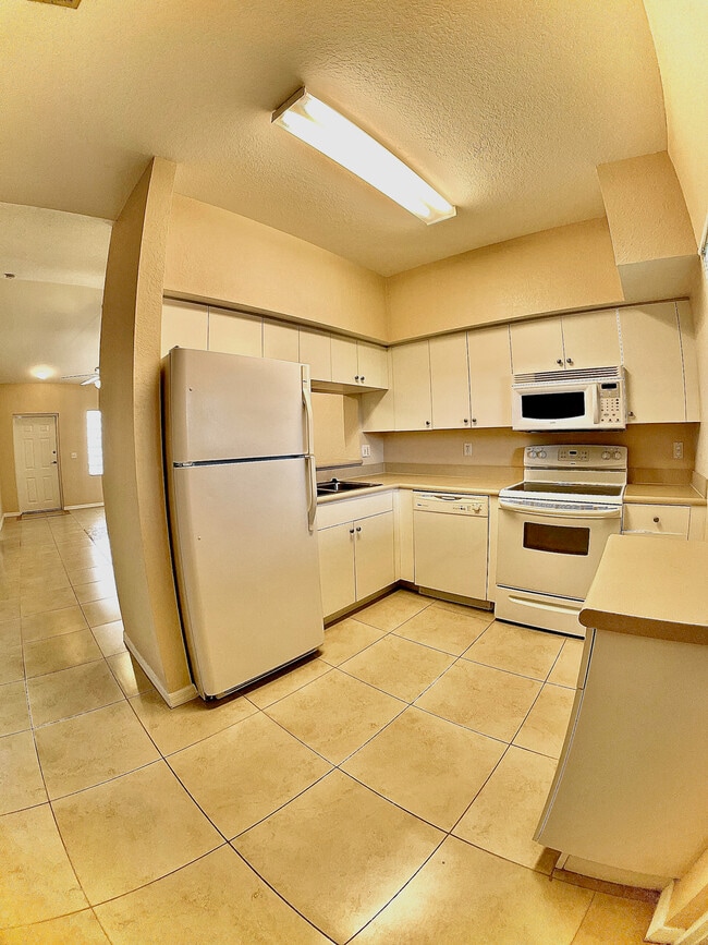 Building Photo - 8326 Bernwood Cove Loop