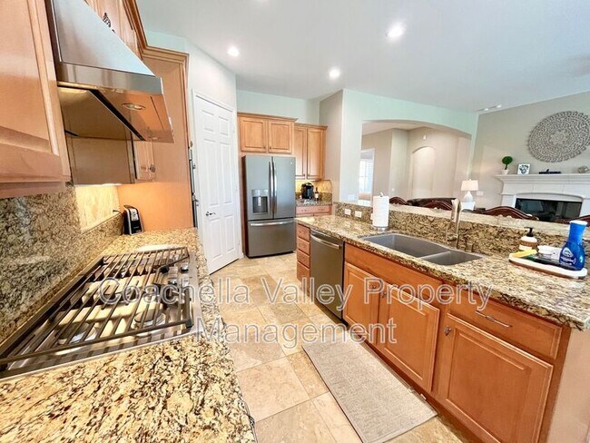 Building Photo - 80734 Camino Santa Elise