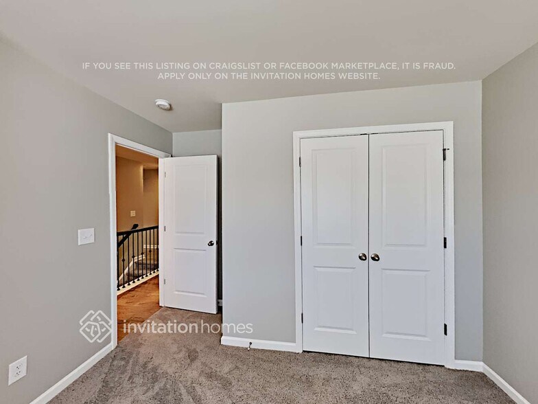 Building Photo - 577 Shady Glen