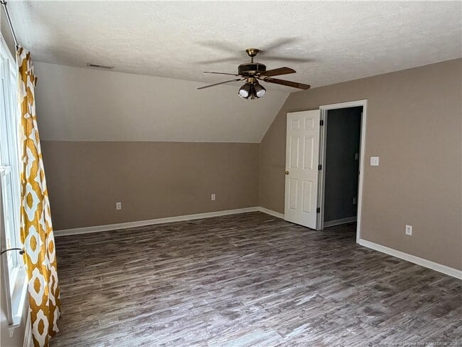 Building Photo - 637 Spy Glass Dr