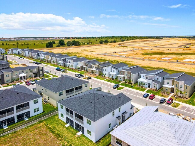Building Photo - 9338 Sommerset Hills Dr