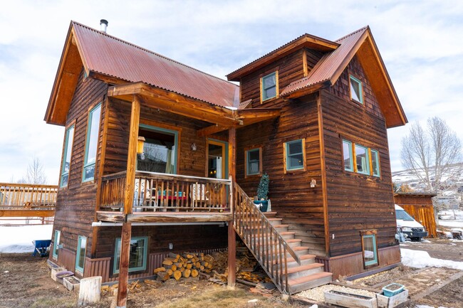 Building Photo - 407 Cascadilla St