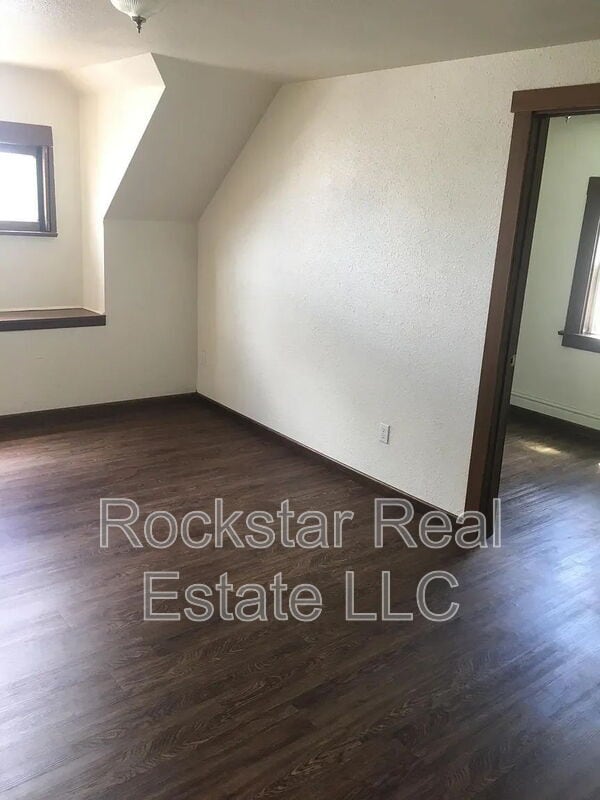 Building Photo - 2017 N Hamilton St