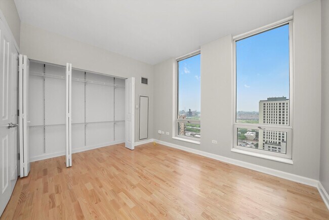 Building Photo - 1234/1250 S Michigan Ave