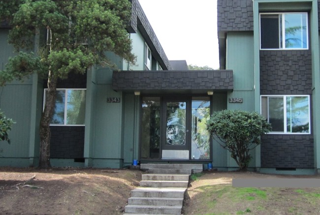 Primary Photo - Towne South Apartments
