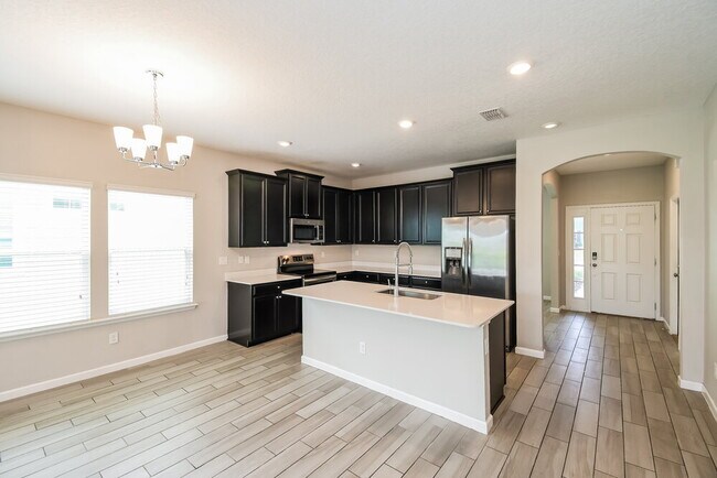 Building Photo - 7015 Longleaf Branch Dr