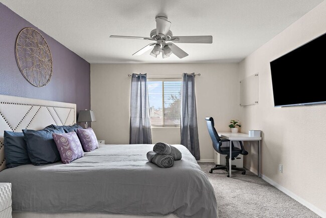 Building Photo - 4301 N 21st St