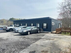 Building Photo - 1607 Wildwood Ave SE