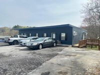 Building Photo - 1607 Wildwood Ave SE