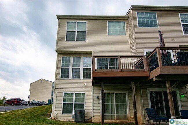 Building Photo - 5266 Chandler Way
