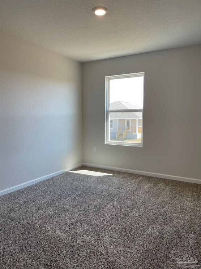 Building Photo - 10942 Blacktail Loop