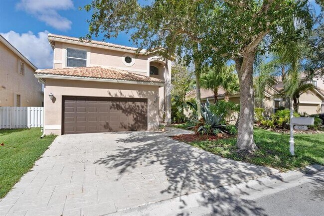 Building Photo - 5228 NW 112th Terrace