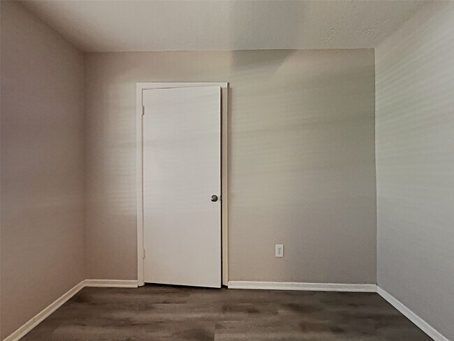 Building Photo - 22506 Colonialgate Dr