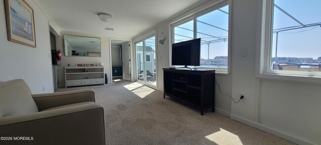 Building Photo - 259 Joseph St