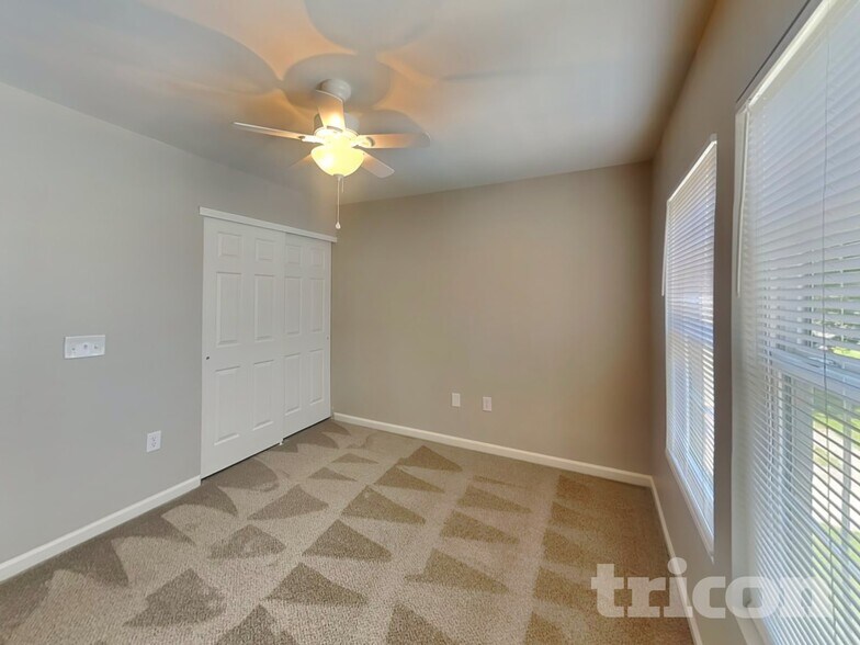 Building Photo - 238 Waterlemon Way