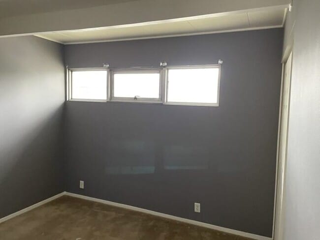 Building Photo - 908 N 70th St, Kansas City, KS 66112, USA