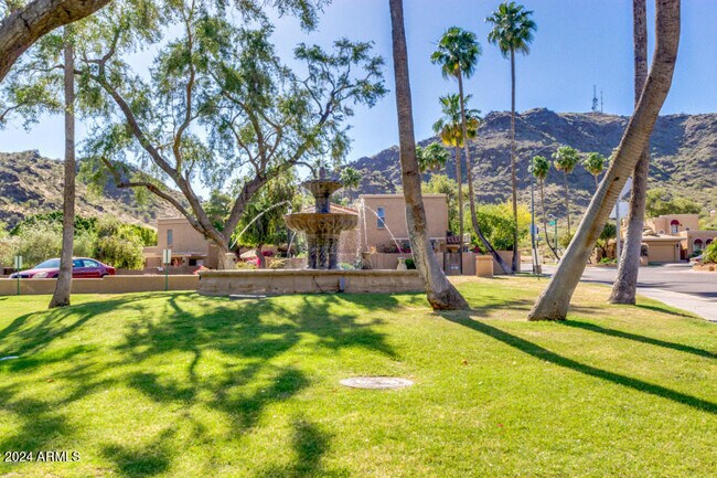 Building Photo - 10415 N 10th St