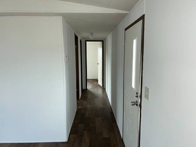 Building Photo - 307 Mark Rd