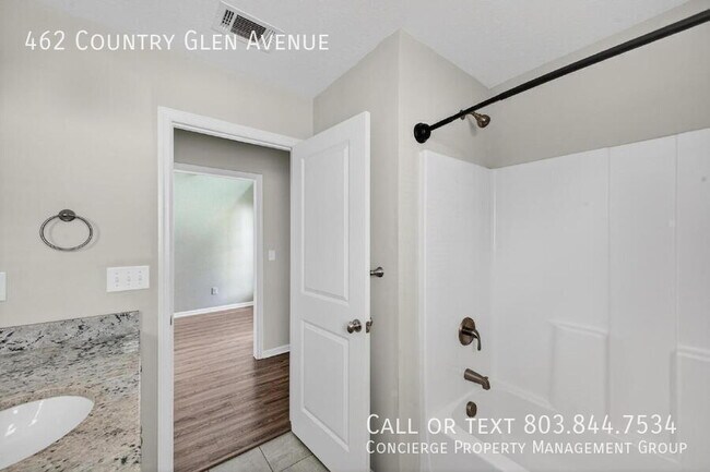 Building Photo - 462 Country Glen Ave