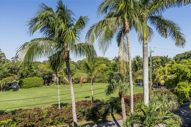 Building Photo - 701 NW 19th St