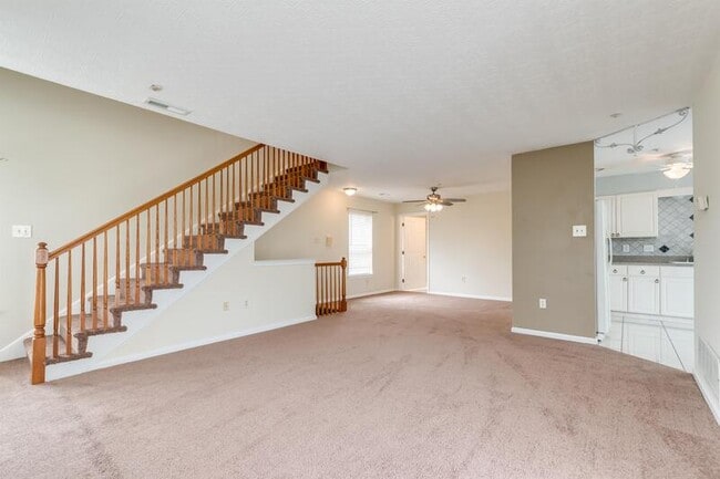 Building Photo - 5806 Riverfront Dr
