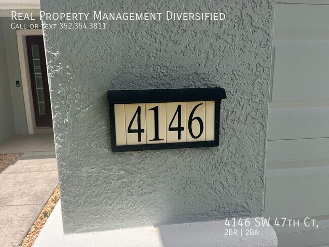Building Photo - 4146 SW 47th Ct