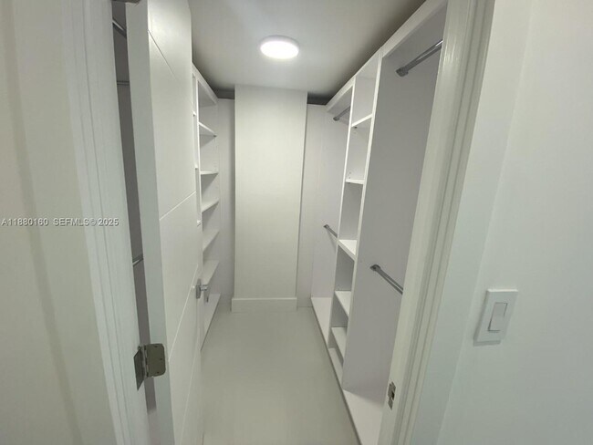 Building Photo - 19390 Collins Ave