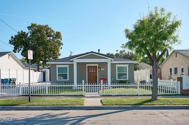 Building Photo - 621 Hewitt St