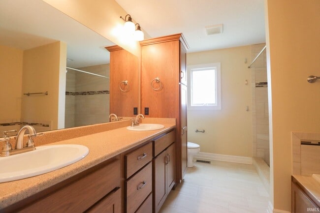 Building Photo - 13558 Paperbark Trail