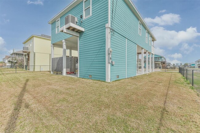 Building Photo - 4022 Fort Bend Dr