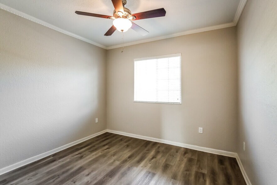 Building Photo - 7380 NW 174th Terrace
