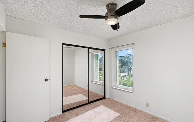 Building Photo - 137 N Oak Knoll Ave