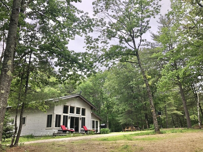 Building Photo - 20 Historical Ridge Rd